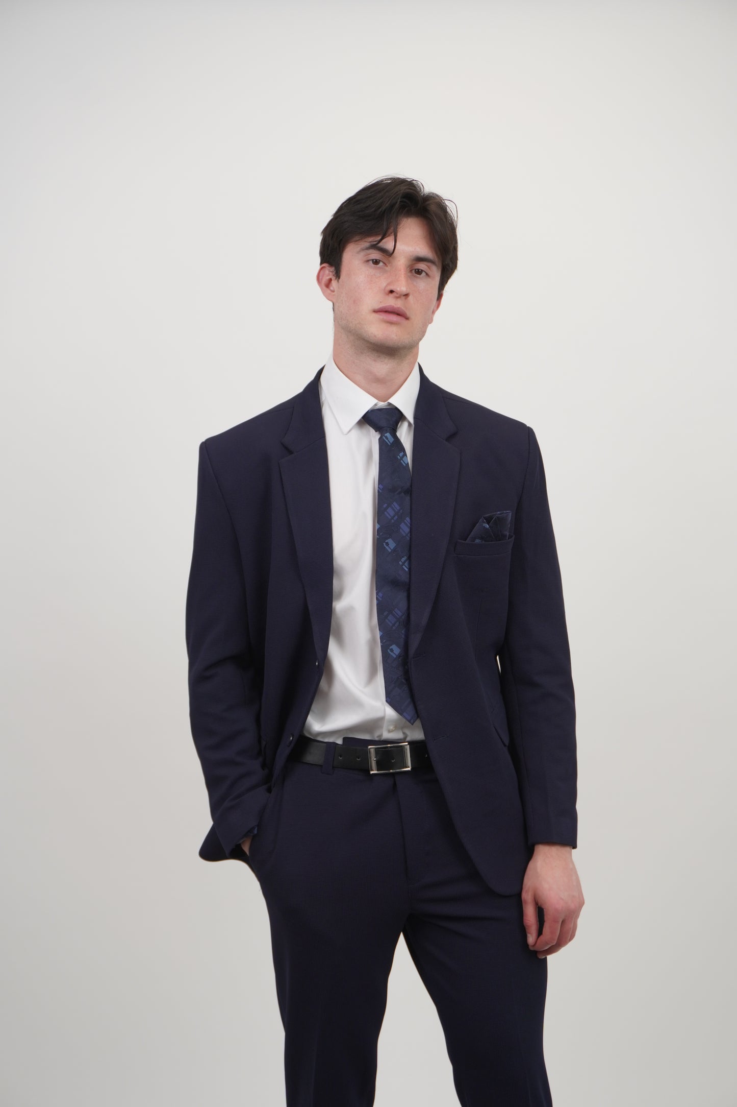 Ashton Mens 2 Piece Navy Blue Suit